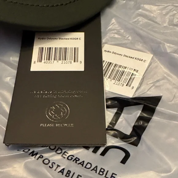 Melin Classic Odyssey Stacked Green Cap with Yellow Logo - Picture 3 of 13